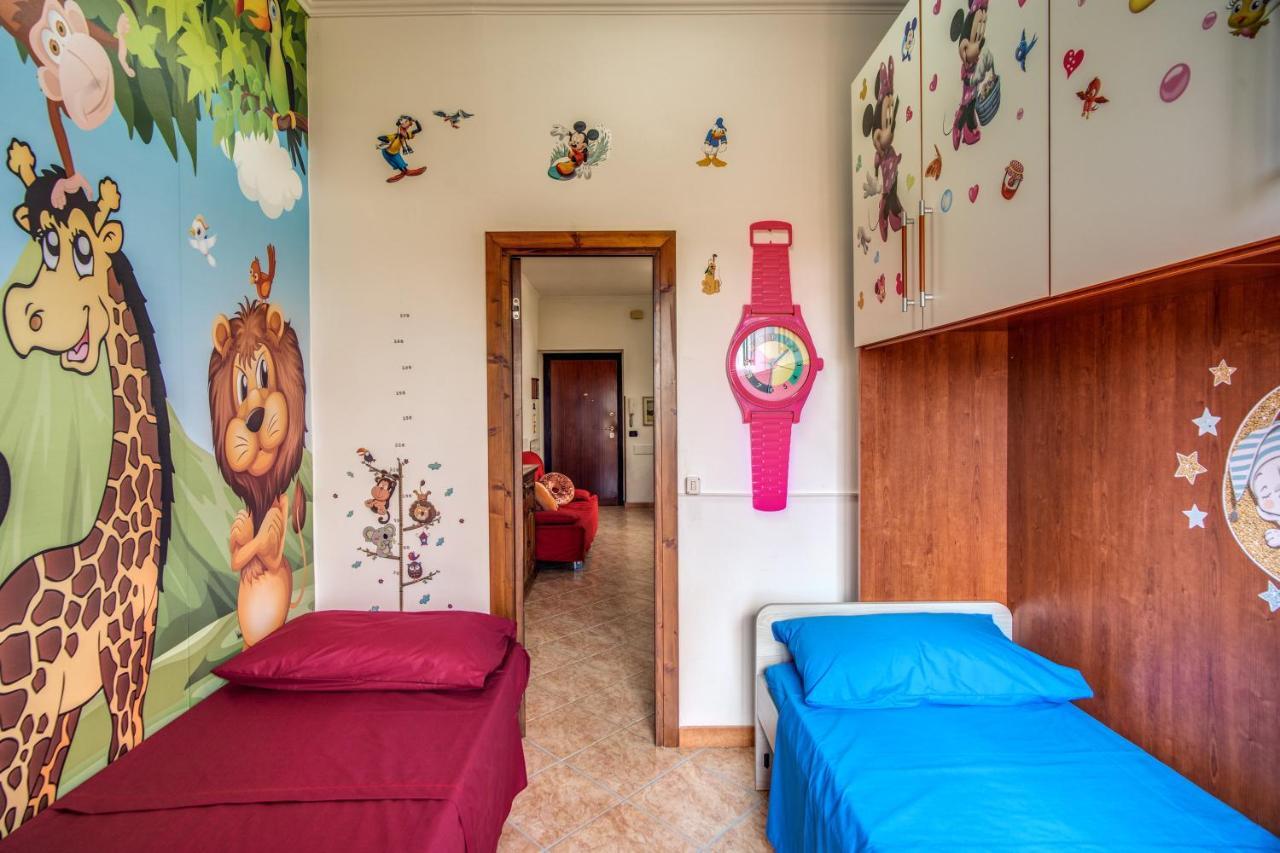 Sweet Home Lullaby - Free Parking Passoscuro Bagian luar foto
